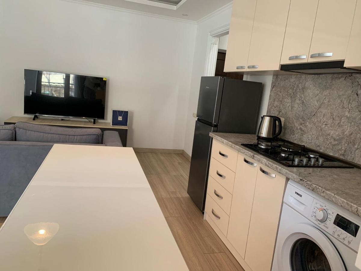 19Tumanyan Excellent Apartment In The Centre Of Capital Erevan Exterior foto